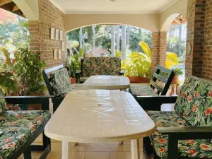 5 Bedroom House to Rent in Gunhill