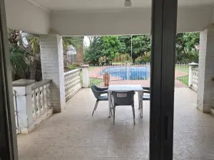 6 Bedroom House to Rent in Mount Pleasant