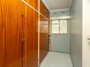 4 Bedroom House to Rent in Bluff Hill