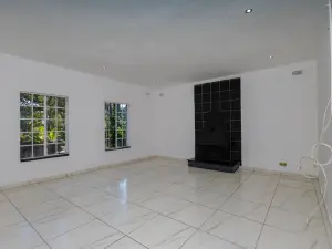 4 Bedroom House to Rent in Glen Lorne