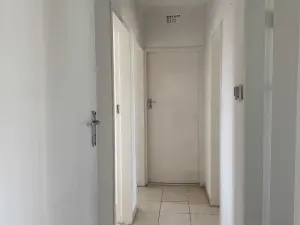 3 Bedroom House to Rent in Braeside