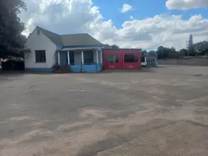 Retail/Shop for Sale in Hatfield