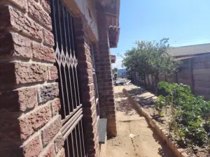 4 Bedroom House to Rent in Waterfalls