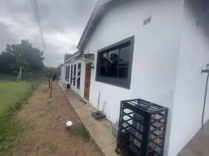 3 Bedroom Cottage/Garden Flat to Rent in Arlington