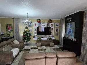 4 Bedroom House to Rent in Marlborough