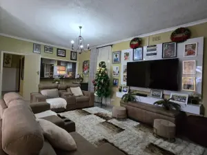 4 Bedroom House to Rent in Marlborough