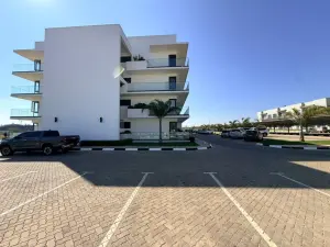Flat/Apartment to Rent in Borrowdale West