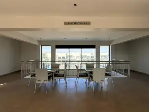 Flat/Apartment to Rent in Borrowdale West