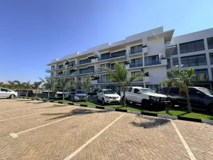 Flat/Apartment to Rent in Borrowdale West