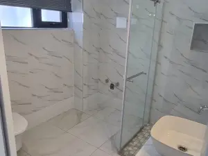 Flat/Apartment to Rent in Borrowdale West