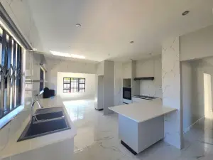3 Bedroom House to Rent in Bluff Hill
