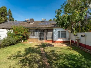 Flat/Apartment to Rent in Avondale West