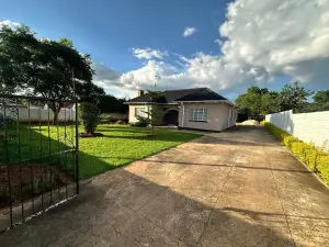 3 Bedroom House to Rent in Eastlea