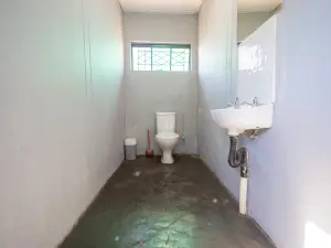 Warehouse/Industrial to Rent in Msasa