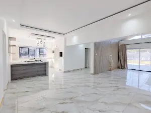 4 Bedroom House to Rent in Greendale