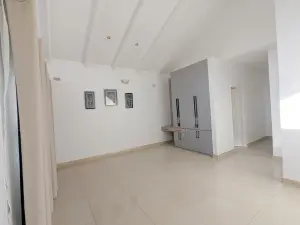 4 Bedroom House to Rent in Greendale