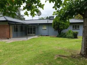 4 Bedroom House to Rent in Belgravia