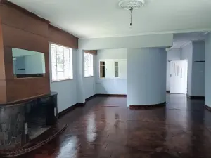 4 Bedroom House to Rent in Belgravia