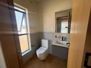 Flat/Apartment to Rent in Glen Lorne