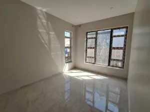 Townhouse/Cluster to Rent in Marlborough