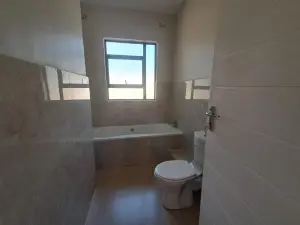 Townhouse/Cluster to Rent in Marlborough