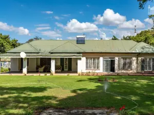 House for Sale in Avenues