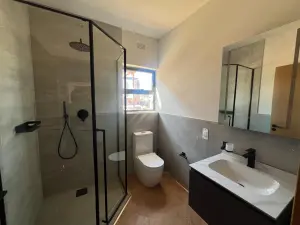 Flat/Apartment to Rent in Glen Lorne