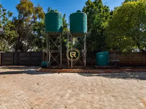 Office to Rent in Avondale