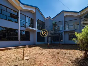Office to Rent in Avondale
