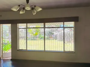 2 Bedroom House to Rent in Eastlea