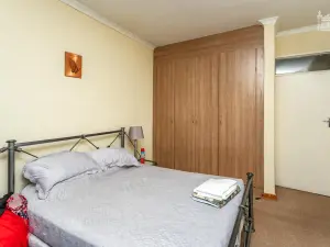 Townhouse/Cluster to Rent in Newlands