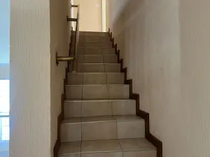 Townhouse/Cluster to Rent in Marlborough