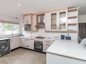 4 Bedroom House to Rent in Mount Pleasant