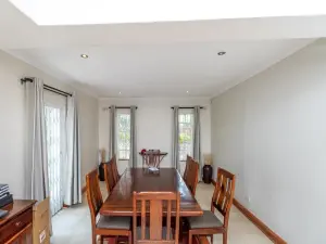 4 Bedroom House to Rent in Mount Pleasant