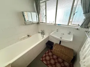 4 Bedroom House to Rent in Sentosa