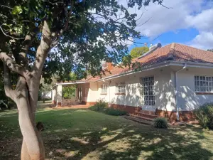 Townhouse/Cluster to Rent in Ryelands