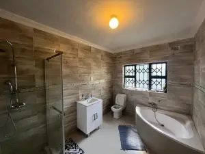 3 Bedroom House to Rent in Greendale North