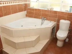 5 Bedroom House to Rent in Ballantyne Park