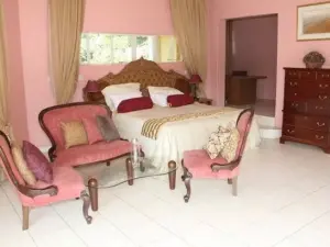 5 Bedroom House to Rent in Ballantyne Park