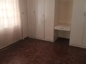 4 Bedroom House to Rent in Bluff Hill