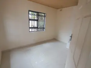 4 Bedroom House to Rent in Bluff Hill