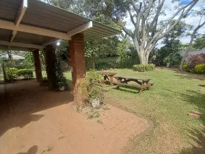 4 Bedroom House to Rent in Bluff Hill