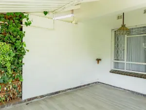 Flat/Apartment to Rent in Avondale