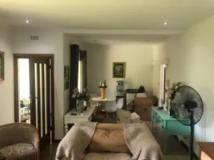 Flat/Apartment to Rent in Avondale
