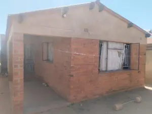 House for Sale in Pumula South