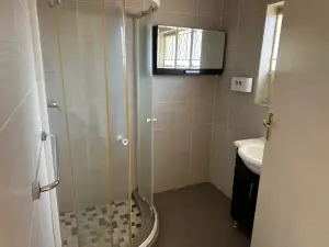 Flat/Apartment to Rent in Avondale