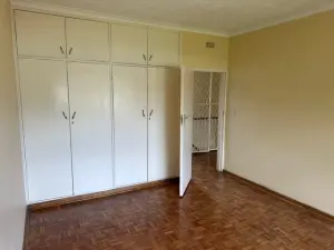 Flat/Apartment to Rent in Avondale