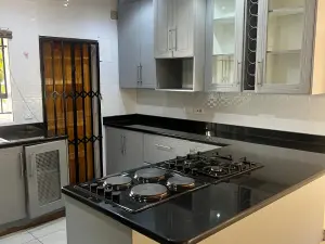 3 Bedroom House to Rent in Emerald Hill