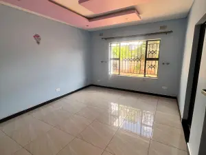 3 Bedroom House to Rent in Emerald Hill