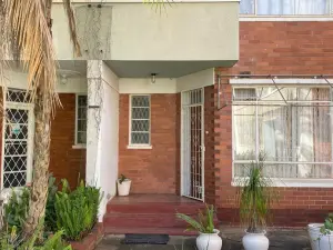 Flat/Apartment to Rent in Avondale